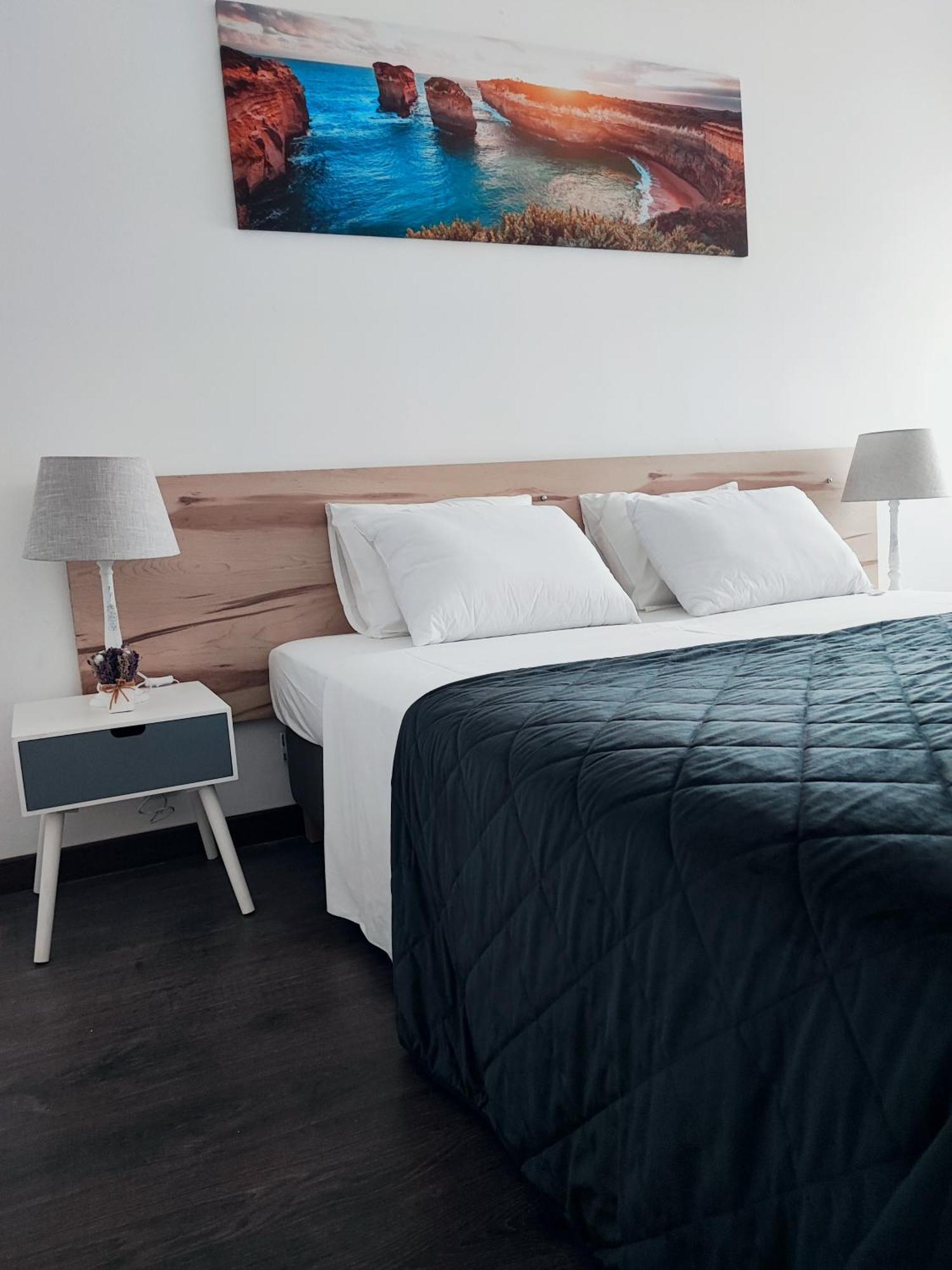 O. Li Apart Estoril Phòng bức ảnh